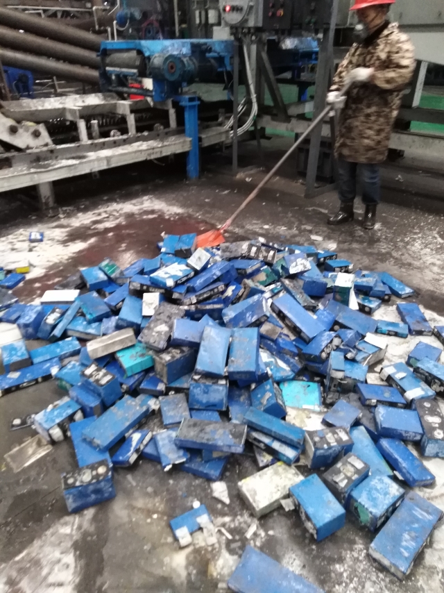 全自動鋰電池裂解設(shè)備生產(chǎn)線金屬回收效率高